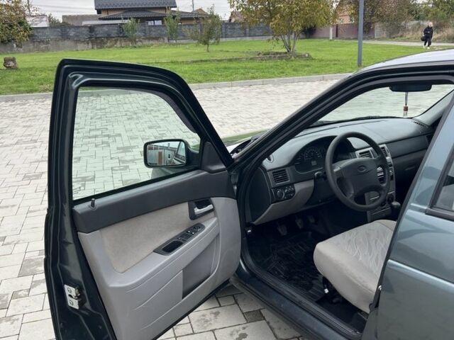 Зеленый ВАЗ 2172 Priora, объемом двигателя 1.6 л и пробегом 148 тыс. км за 3700 $, фото 7 на Automoto.ua