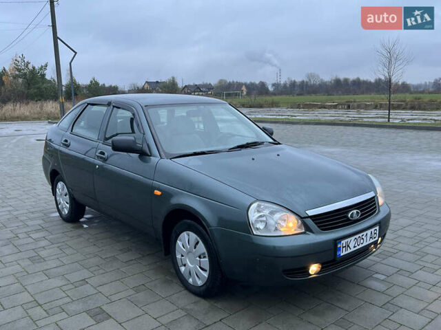 Зеленый ВАЗ 2172 Priora, объемом двигателя 1.6 л и пробегом 148 тыс. км за 3300 $, фото 2 на Automoto.ua