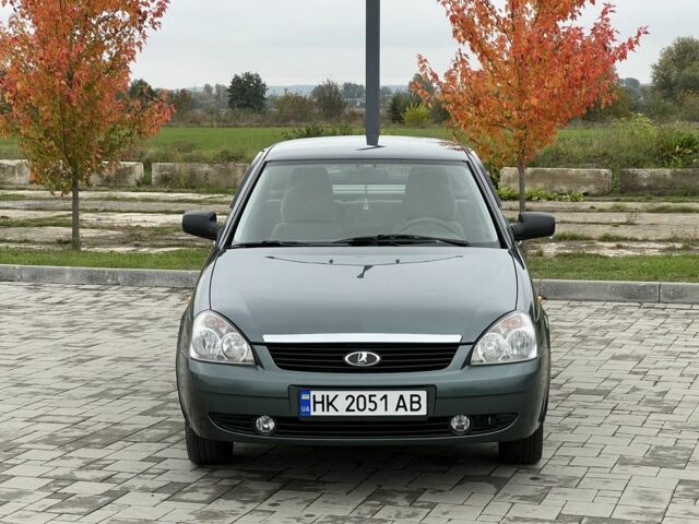 Зеленый ВАЗ 2172 Priora, объемом двигателя 1.6 л и пробегом 148 тыс. км за 3700 $, фото 1 на Automoto.ua