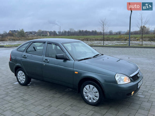 Зеленый ВАЗ 2172 Priora, объемом двигателя 1.6 л и пробегом 148 тыс. км за 3300 $, фото 4 на Automoto.ua