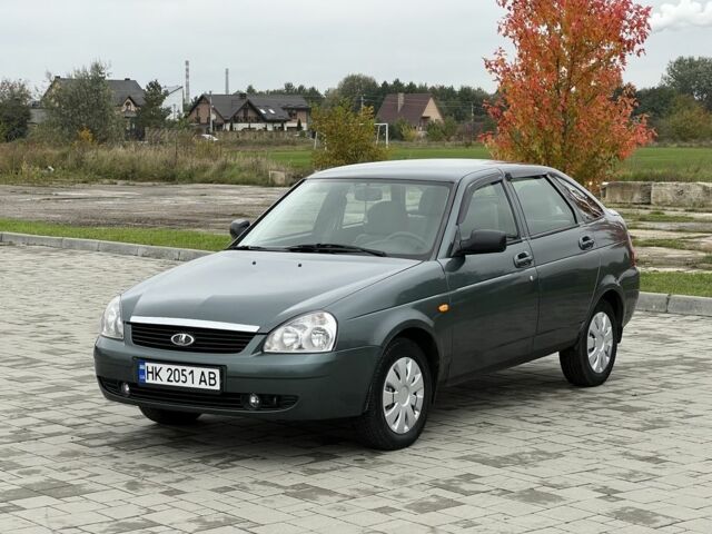 Зеленый ВАЗ 2172 Priora, объемом двигателя 1.6 л и пробегом 148 тыс. км за 3700 $, фото 3 на Automoto.ua