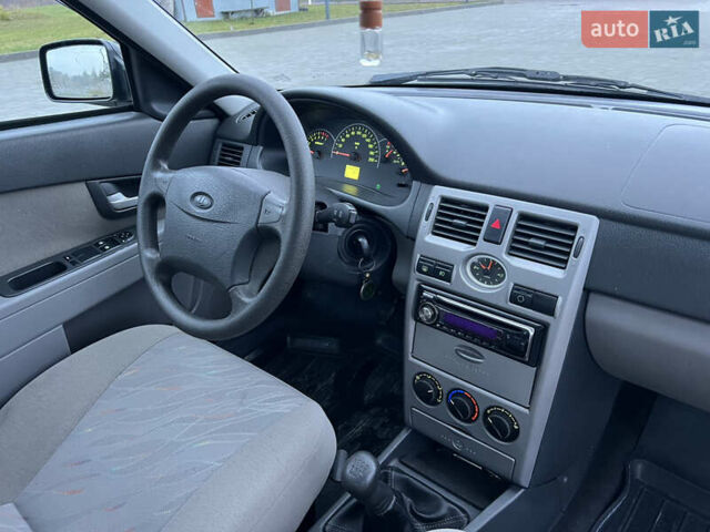 Зеленый ВАЗ 2172 Priora, объемом двигателя 1.6 л и пробегом 148 тыс. км за 3300 $, фото 38 на Automoto.ua