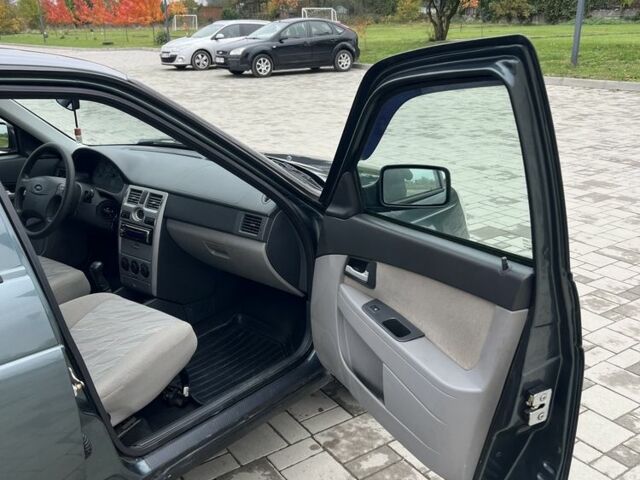 Зеленый ВАЗ 2172 Priora, объемом двигателя 1.6 л и пробегом 148 тыс. км за 3700 $, фото 14 на Automoto.ua