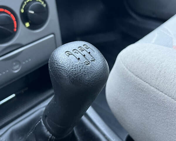 Зеленый ВАЗ 2172 Priora, объемом двигателя 1.6 л и пробегом 148 тыс. км за 3300 $, фото 24 на Automoto.ua