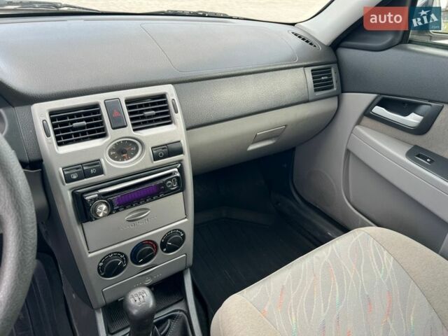 Зеленый ВАЗ 2172 Priora, объемом двигателя 1.6 л и пробегом 148 тыс. км за 2500 $, фото 18 на Automoto.ua