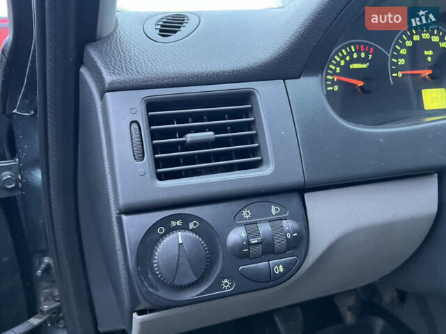 Зеленый ВАЗ 2172 Priora, объемом двигателя 1.6 л и пробегом 148 тыс. км за 3300 $, фото 19 на Automoto.ua