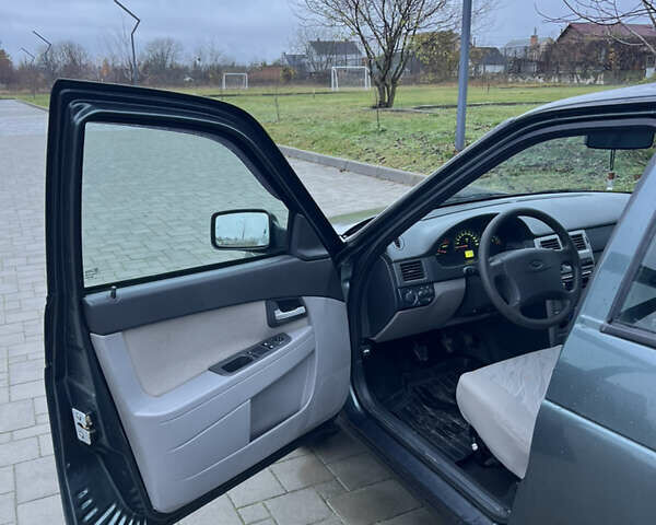 Зеленый ВАЗ 2172 Priora, объемом двигателя 1.6 л и пробегом 148 тыс. км за 3300 $, фото 15 на Automoto.ua