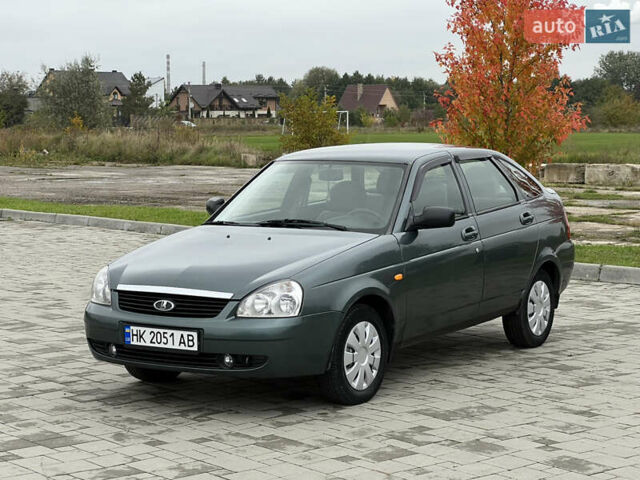 Зеленый ВАЗ 2172 Priora, объемом двигателя 1.6 л и пробегом 148 тыс. км за 3700 $, фото 4 на Automoto.ua