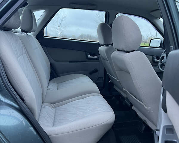 Зеленый ВАЗ 2172 Priora, объемом двигателя 1.6 л и пробегом 148 тыс. км за 3300 $, фото 31 на Automoto.ua