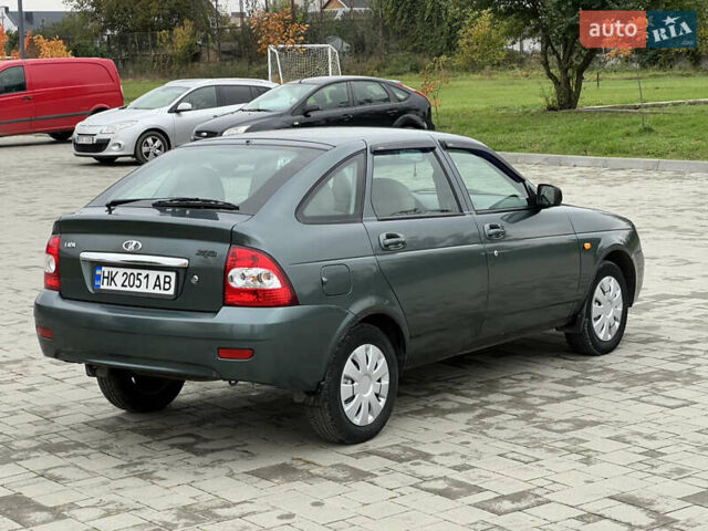 Зеленый ВАЗ 2172 Priora, объемом двигателя 1.6 л и пробегом 148 тыс. км за 3700 $, фото 11 на Automoto.ua