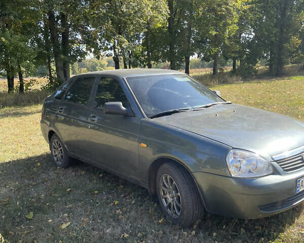 Зеленый ВАЗ 2172 Priora, объемом двигателя 1.6 л и пробегом 200 тыс. км за 2300 $, фото 2 на Automoto.ua