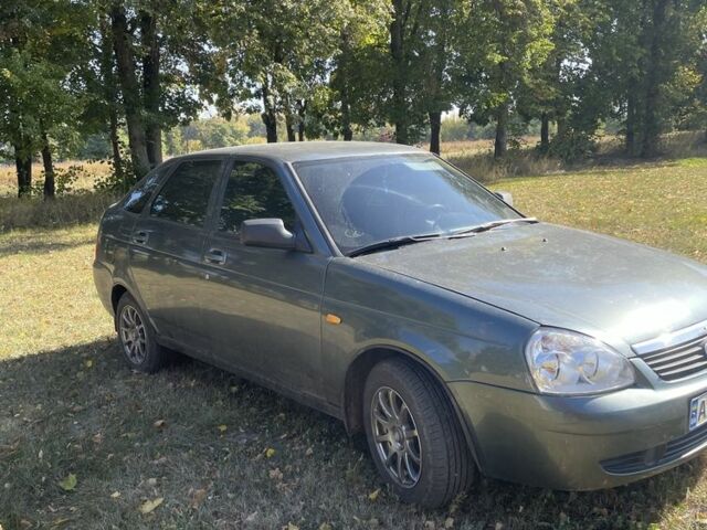 Зеленый ВАЗ 2172 Priora, объемом двигателя 1.6 л и пробегом 220 тыс. км за 2500 $, фото 2 на Automoto.ua