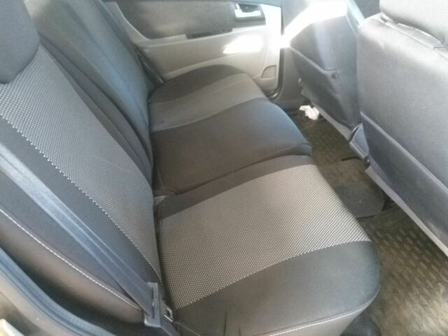 Зеленый ВАЗ 2172 Priora, объемом двигателя 1 л и пробегом 102 тыс. км за 5500 $, фото 6 на Automoto.ua