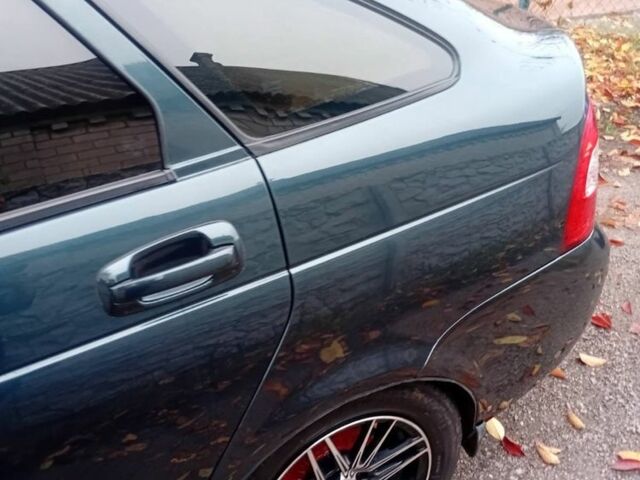 Зеленый ВАЗ 2172 Priora, объемом двигателя 1.6 л и пробегом 87 тыс. км за 3800 $, фото 23 на Automoto.ua