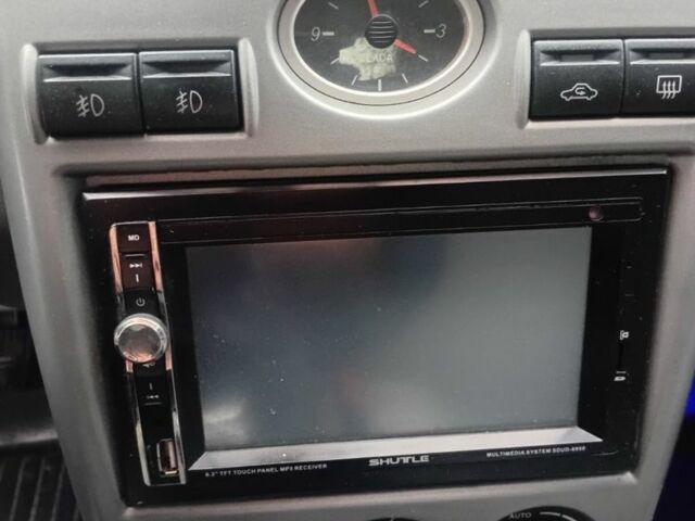 Зеленый ВАЗ 2172 Priora, объемом двигателя 1.6 л и пробегом 87 тыс. км за 3800 $, фото 11 на Automoto.ua