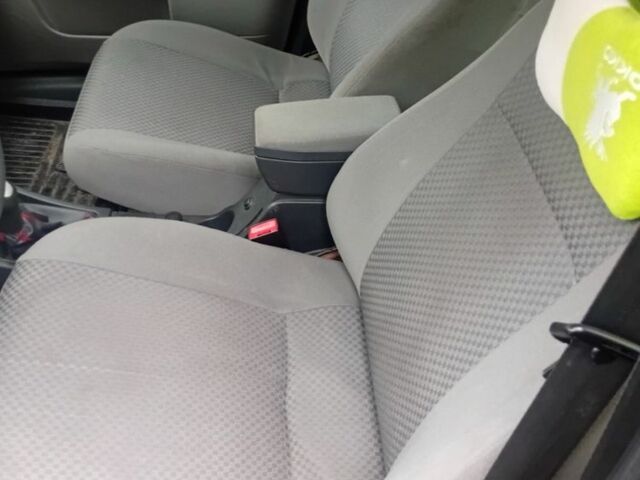 Зеленый ВАЗ 2172 Priora, объемом двигателя 1.6 л и пробегом 87 тыс. км за 3800 $, фото 18 на Automoto.ua