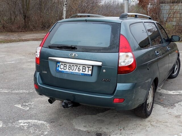 Зеленый ВАЗ 2172 Priora, объемом двигателя 1.6 л и пробегом 140 тыс. км за 2550 $, фото 4 на Automoto.ua