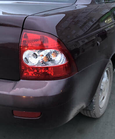 Красный ВАЗ 2173 Priora, объемом двигателя 1.6 л и пробегом 270 тыс. км за 2850 $, фото 39 на Automoto.ua