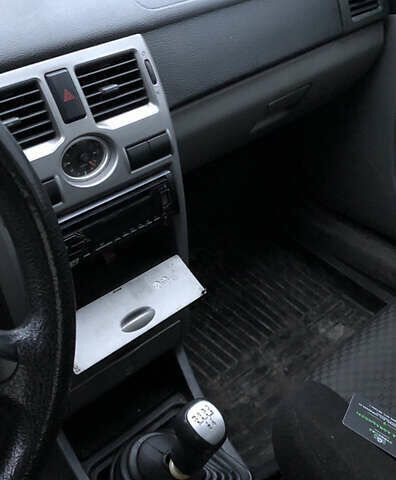 Красный ВАЗ 2173 Priora, объемом двигателя 1.6 л и пробегом 270 тыс. км за 2850 $, фото 36 на Automoto.ua