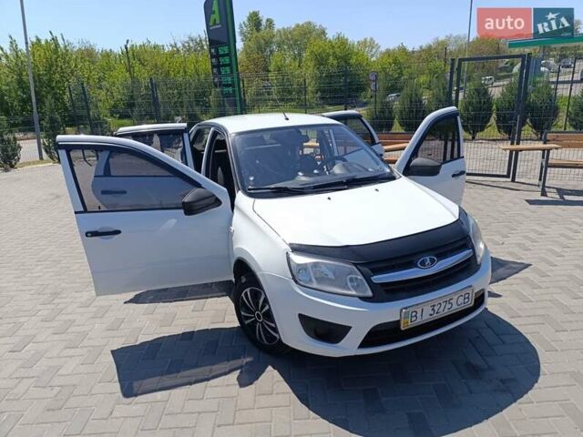Белый ВАЗ 2190 Гранта, объемом двигателя 1.6 л и пробегом 220 тыс. км за 4300 $, фото 8 на Automoto.ua