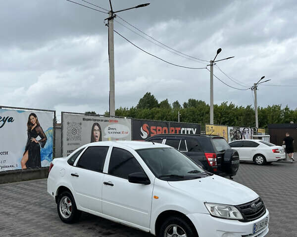 Белый ВАЗ 2190 Гранта, объемом двигателя 1.6 л и пробегом 134 тыс. км за 2999 $, фото 9 на Automoto.ua
