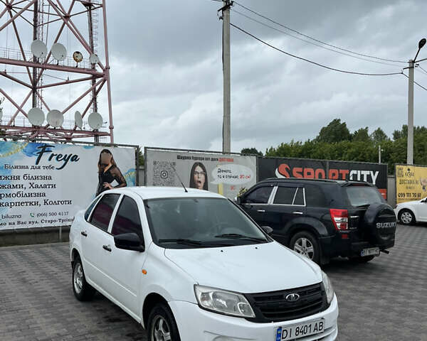 Белый ВАЗ 2190 Гранта, объемом двигателя 1.6 л и пробегом 134 тыс. км за 2999 $, фото 10 на Automoto.ua