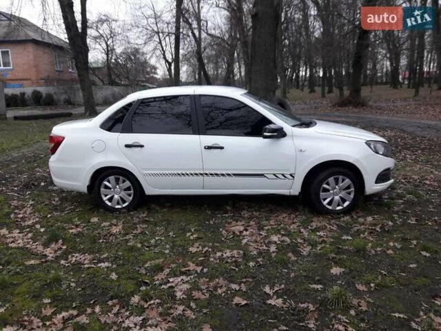 Белый ВАЗ 2190 Гранта, объемом двигателя 1.6 л и пробегом 202 тыс. км за 3650 $, фото 7 на Automoto.ua