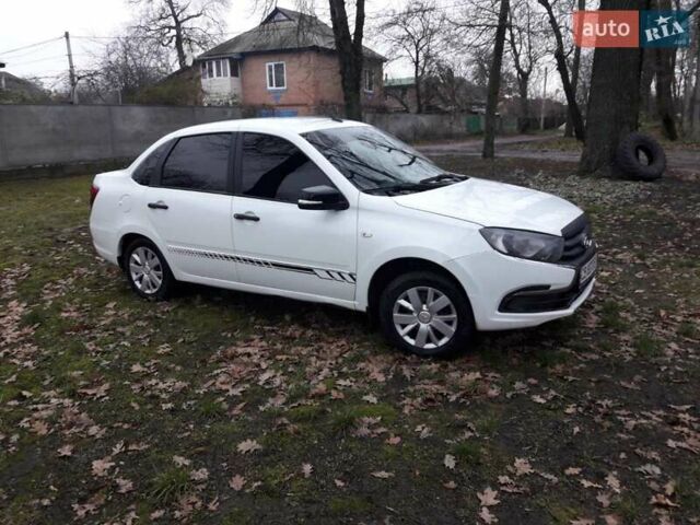 Белый ВАЗ 2190 Гранта, объемом двигателя 1.6 л и пробегом 202 тыс. км за 3650 $, фото 5 на Automoto.ua