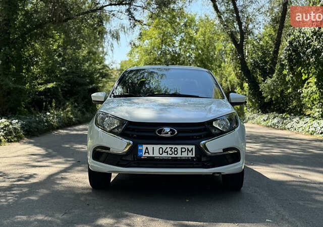 ВАЗ 2190 Гранта 2021 в Виннице на Automoto.ua Белый ВАЗ 2190 Гранта, объемом двигателя 1.6 л и пробегом 14 тыс. км за 6300 $, фото 4 на Automoto.ua