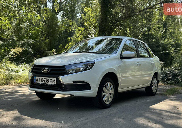 ВАЗ 2190 Гранта 2021 в Виннице на Automoto.ua Белый ВАЗ 2190 Гранта, объемом двигателя 1.6 л и пробегом 14 тыс. км за 6300 $, фото 2 на Automoto.ua