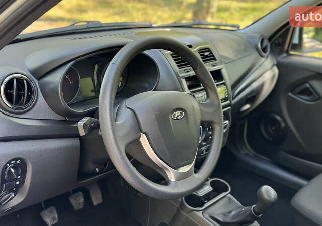 ВАЗ 2190 Гранта 2021 в Виннице на Automoto.ua Белый ВАЗ 2190 Гранта, объемом двигателя 1.6 л и пробегом 14 тыс. км за 6300 $, фото 20 на Automoto.ua