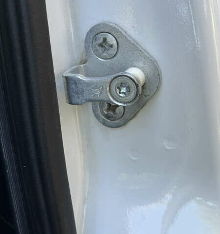 ВАЗ 2190 Гранта 2021 в Виннице на Automoto.ua Белый ВАЗ 2190 Гранта, объемом двигателя 1.6 л и пробегом 14 тыс. км за 6300 $, фото 52 на Automoto.ua