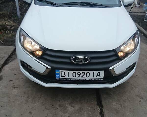Білий ВАЗ 2190 Гранта, об'ємом двигуна 1.6 л та пробігом 13 тис. км за 7700 $, фото 24 на Automoto.ua