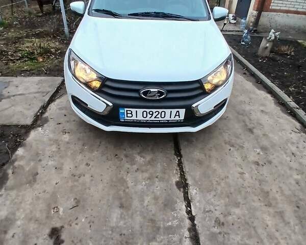 Білий ВАЗ 2190 Гранта, об'ємом двигуна 1.6 л та пробігом 13 тис. км за 7700 $, фото 23 на Automoto.ua