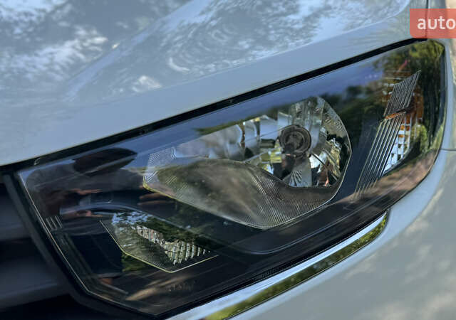 ВАЗ 2190 Гранта 2021 в Виннице на Automoto.ua Белый ВАЗ 2190 Гранта, объемом двигателя 1.6 л и пробегом 14 тыс. км за 6300 $, фото 47 на Automoto.ua