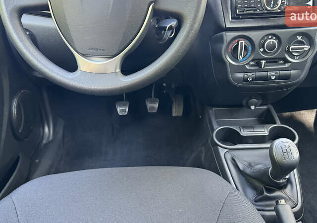 ВАЗ 2190 Гранта 2021 в Виннице на Automoto.ua Белый ВАЗ 2190 Гранта, объемом двигателя 1.6 л и пробегом 14 тыс. км за 6300 $, фото 33 на Automoto.ua