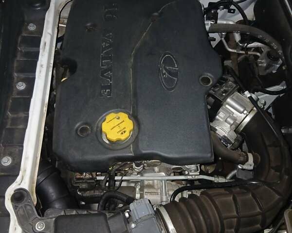 Білий ВАЗ 2190 Гранта, об'ємом двигуна 1.6 л та пробігом 13 тис. км за 7700 $, фото 46 на Automoto.ua