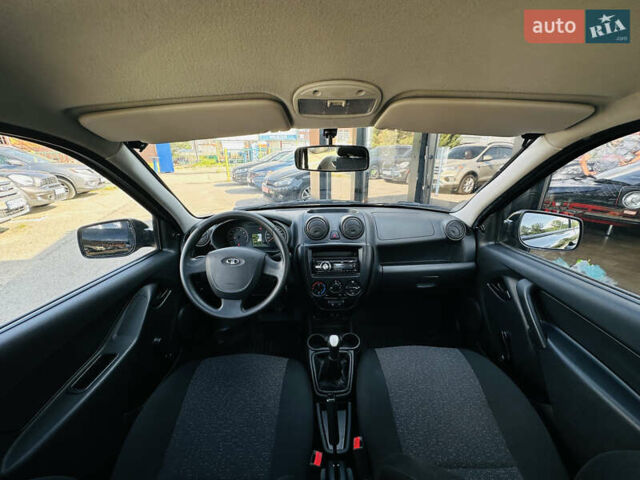 Черный ВАЗ 2190 Гранта, объемом двигателя 1.6 л и пробегом 75 тыс. км за 3700 $, фото 29 на Automoto.ua