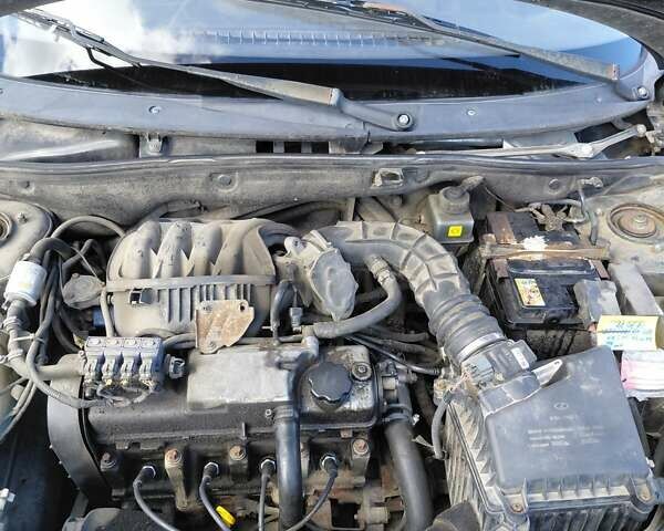 Черный ВАЗ 2190 Гранта, объемом двигателя 1.6 л и пробегом 174 тыс. км за 1800 $, фото 3 на Automoto.ua