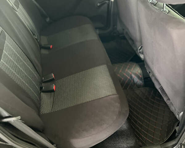 Черный ВАЗ 2190 Гранта, объемом двигателя 1.6 л и пробегом 39 тыс. км за 6500 $, фото 13 на Automoto.ua