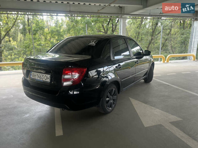 Черный ВАЗ 2190 Гранта, объемом двигателя 1.6 л и пробегом 39 тыс. км за 6500 $, фото 3 на Automoto.ua