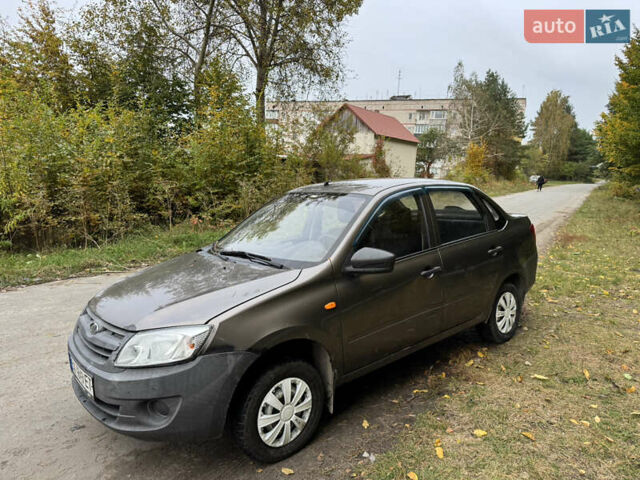 Коричневий ВАЗ 2190 Гранта, об'ємом двигуна 1.6 л та пробігом 150 тис. км за 1850 $, фото 7 на Automoto.ua