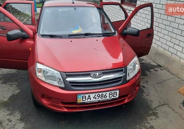 Червоний ВАЗ 2190 Гранта, об'ємом двигуна 1.6 л та пробігом 245 тис. км за 3100 $, фото 6 на Automoto.ua