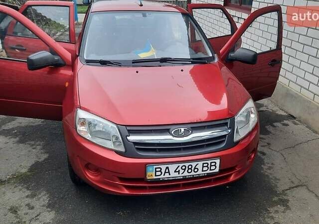 Червоний ВАЗ 2190 Гранта, об'ємом двигуна 1.6 л та пробігом 245 тис. км за 3100 $, фото 9 на Automoto.ua