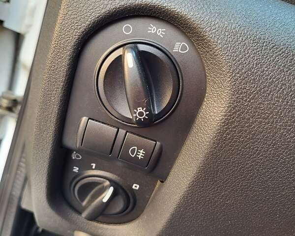 ВАЗ 2190 Гранта, объемом двигателя 1.6 л и пробегом 111 тыс. км за 3800 $, фото 8 на Automoto.ua