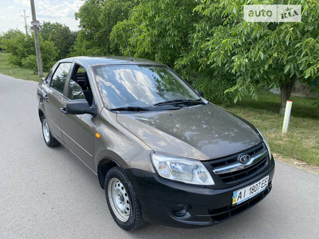 ВАЗ 2190 Гранта, об'ємом двигуна 1.6 л та пробігом 85 тис. км за 3100 $, фото 7 на Automoto.ua