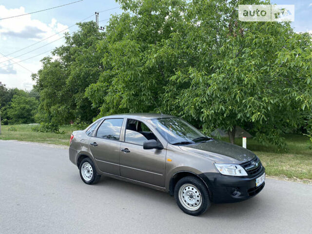 ВАЗ 2190 Гранта, об'ємом двигуна 1.6 л та пробігом 85 тис. км за 3100 $, фото 30 на Automoto.ua