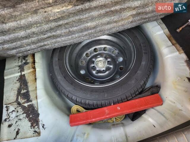 ВАЗ 2190 Гранта, объемом двигателя 1.6 л и пробегом 111 тыс. км за 3800 $, фото 5 на Automoto.ua