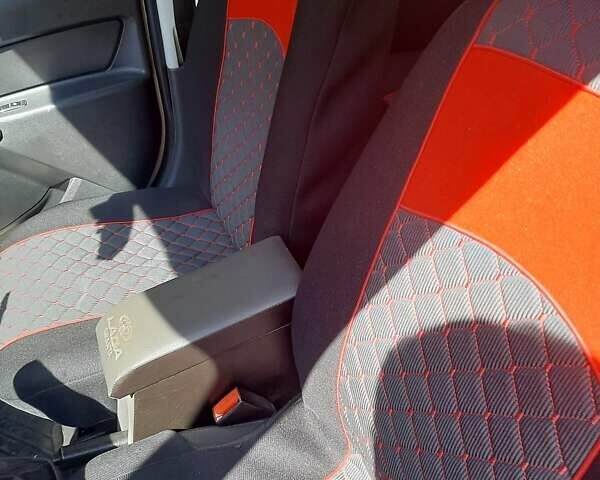 ВАЗ 2190 Гранта, объемом двигателя 1.6 л и пробегом 147 тыс. км за 3750 $, фото 8 на Automoto.ua