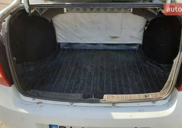 ВАЗ 2190 Гранта, объемом двигателя 1.6 л и пробегом 102 тыс. км за 3100 $, фото 6 на Automoto.ua